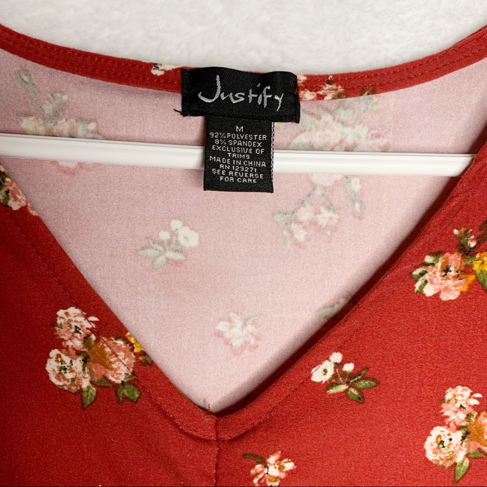 🌟2/$15 SALE Justify Red Floral Skater Dress🌟 - Picture 3 of 5